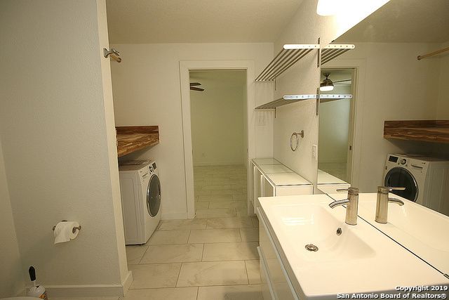 101 Aribe Dr Unit 1, San Antonio, TX 78216