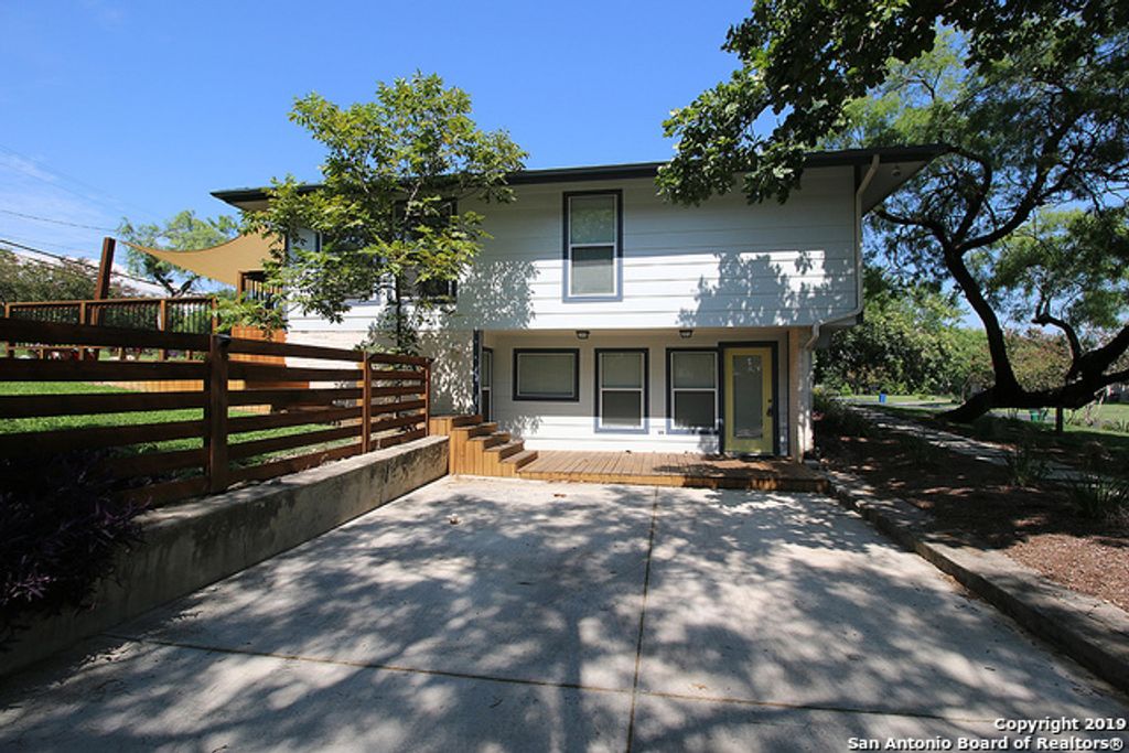 101 Aribe Dr Unit 1, San Antonio, TX 78216