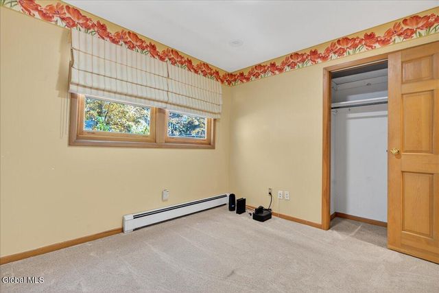 32 Tamarack Lane, Clifton Park, NY 12065