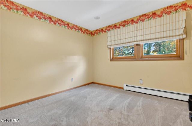 32 Tamarack Lane, Clifton Park, NY 12065