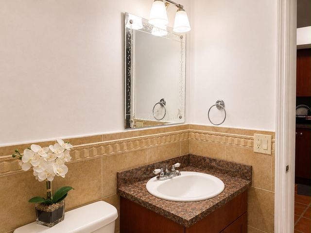 11 SW 52nd Avenue Apt 7b, Miami, FL 33134