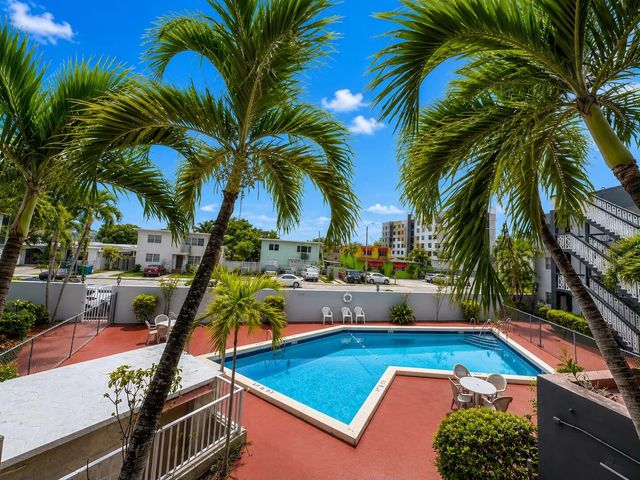 11 SW 52nd Avenue Apt 7b, Miami, FL 33134