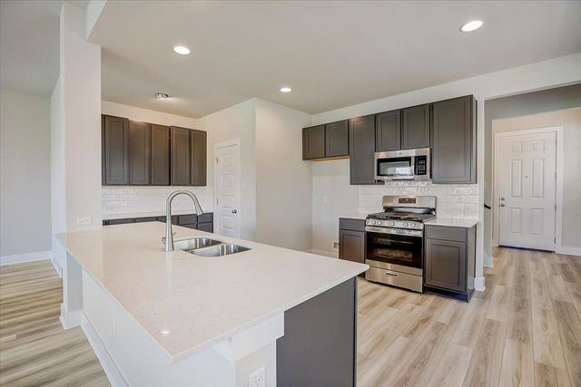 2417 Caddo Canoe DR, Leander, TX 78641