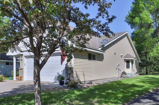 2506 Woodridge Lane, Brainerd, MN 56401