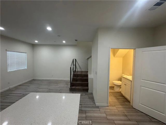 13665 Arrow Boulevard 8, Fontana, CA 92335