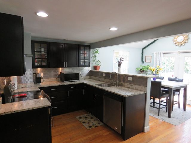 152 Drew Ave, Brockton, MA 02302