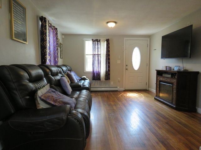 152 Drew Ave, Brockton, MA 02302