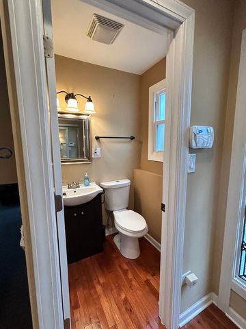 11825 S Bishop Street, Chicago, IL 60643