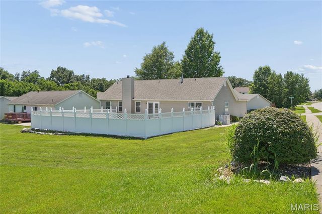 22 Moonlight Court, Wentzville, MO 63385