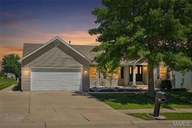 22 Moonlight Court, Wentzville, MO 63385