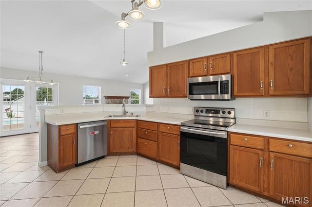22 Moonlight Court, Wentzville, MO 63385