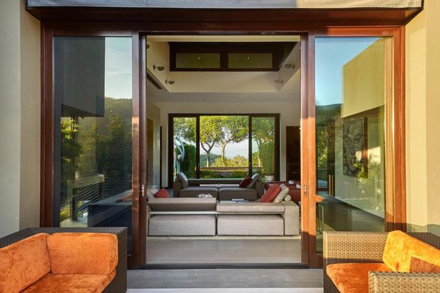 24301 Elise Court, Los Altos Hills, CA 94024