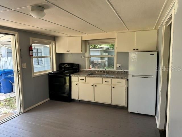 1010 ROSERY ROAD NW, Largo, FL 33770