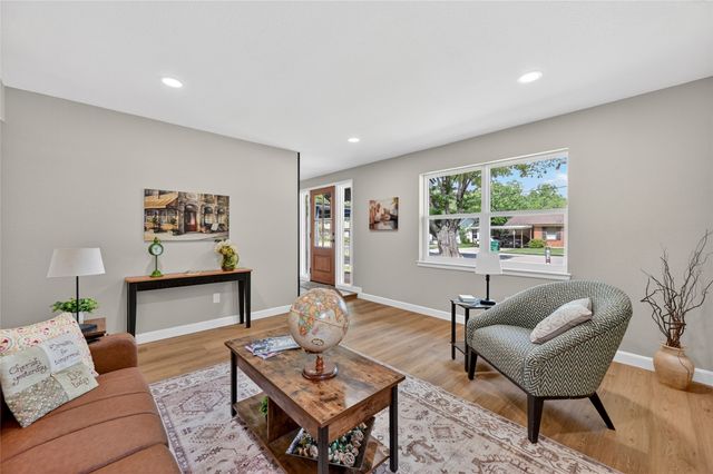 313 Western Avenue, Saginaw, TX 76179