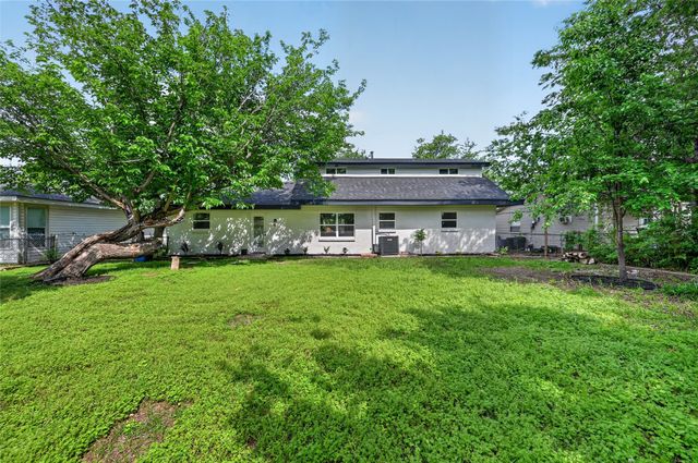 313 Western Avenue, Saginaw, TX 76179