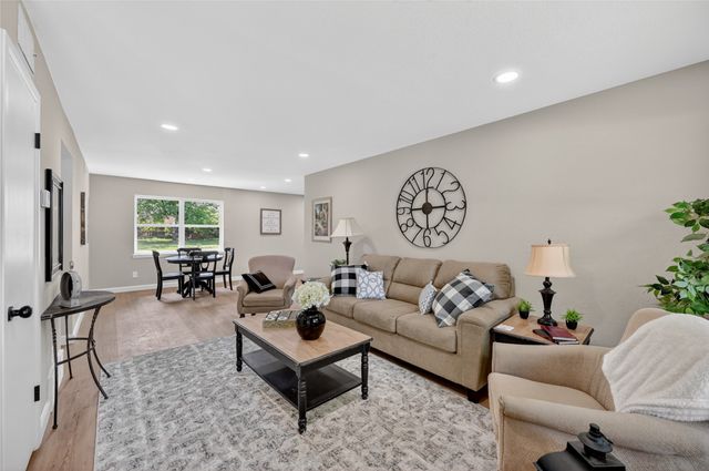 313 Western Avenue, Saginaw, TX 76179