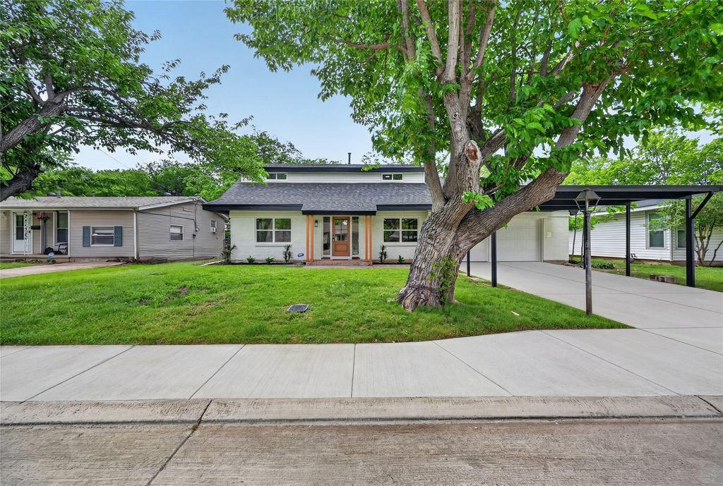 313 Western Avenue, Saginaw, TX 76179