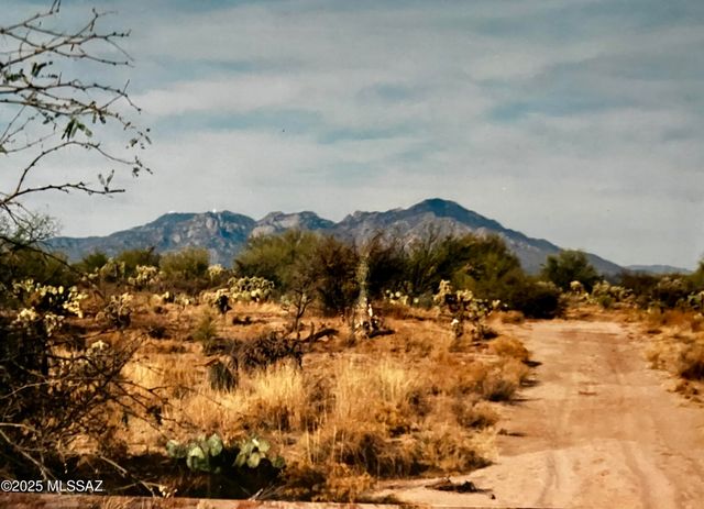 14943 W Parkin Lane, Tucson, AZ 85736