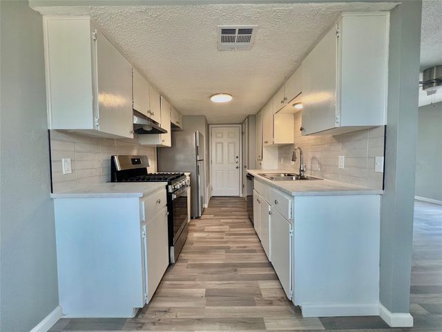 10707 Daryl CV, Austin, TX 78758