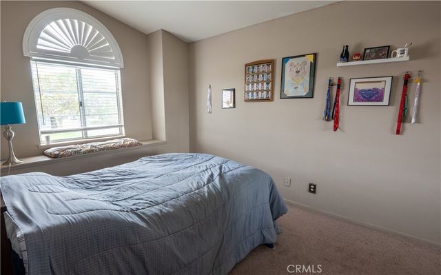 2760 W Windhaven, Rialto, CA 92377
