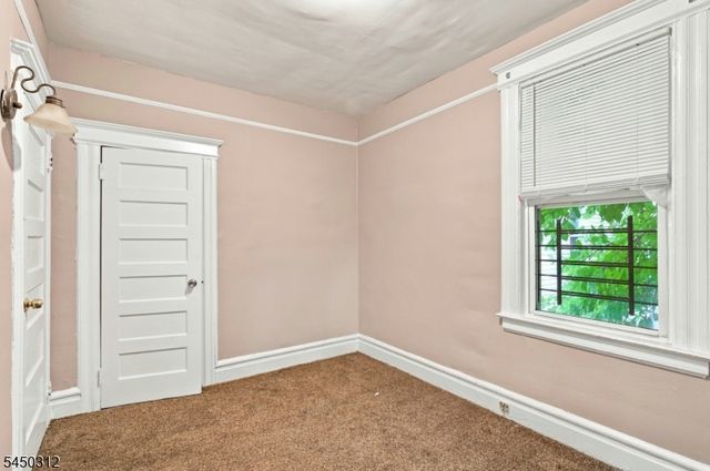 19 Grace St, Irvington Twp., NJ 07111