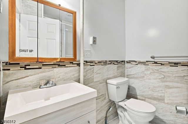 19 Grace St, Irvington Twp., NJ 07111