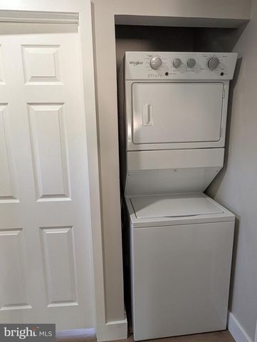 2913 DUNBAR ST, Alexandria, VA 22306