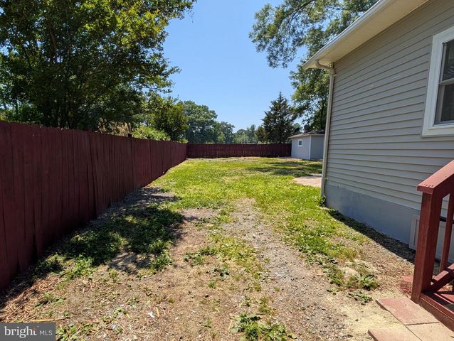 2913 DUNBAR ST, Alexandria, VA 22306