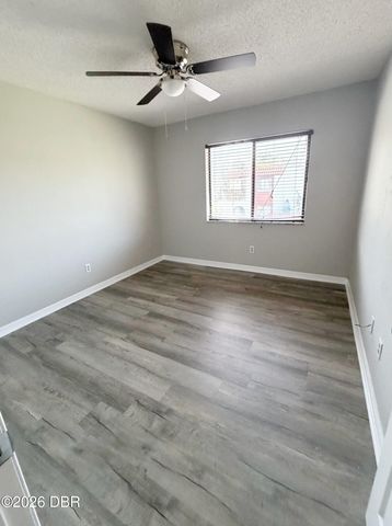 2028 Oak Meadow Circle, South Daytona, FL 32119
