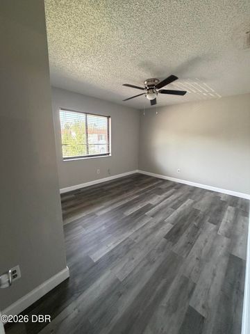 2028 Oak Meadow Circle, South Daytona, FL 32119