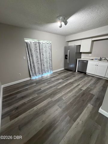 2028 Oak Meadow Circle, South Daytona, FL 32119