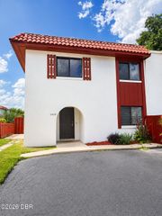 2028 Oak Meadow Circle, South Daytona, FL 32119