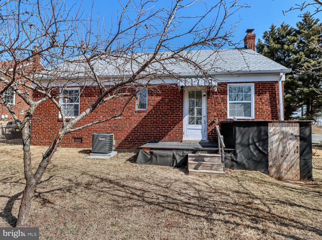 2020 S POLLARD ST, Arlington, VA 22204