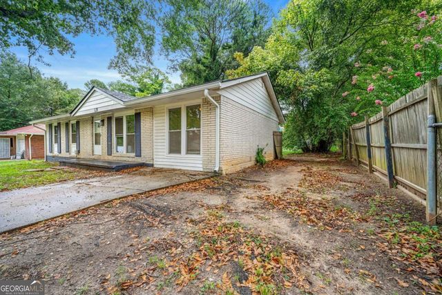 128 Alexander Court, Riverdale, GA 30274