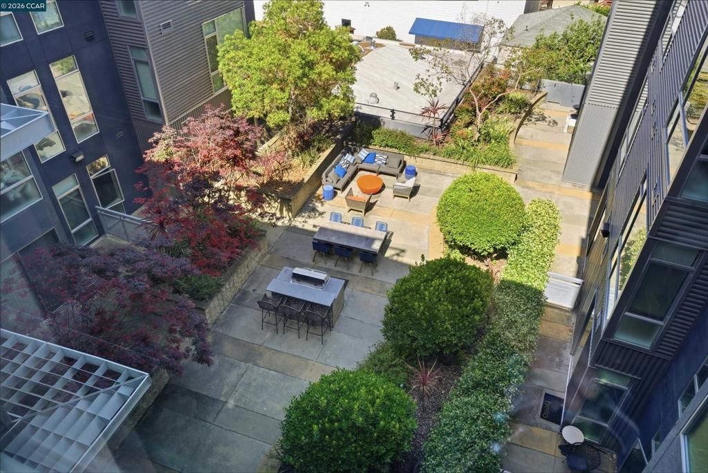 Image 28 of property listing at 901 Jefferson St 513, Oakland, CA 94607