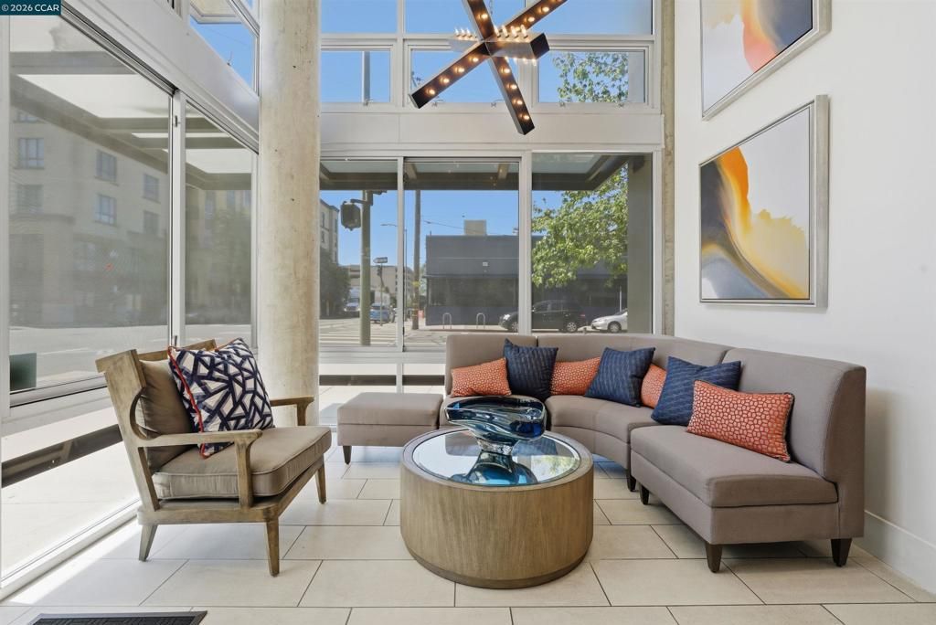 Image 29 of property listing at 901 Jefferson St 513, Oakland, CA 94607