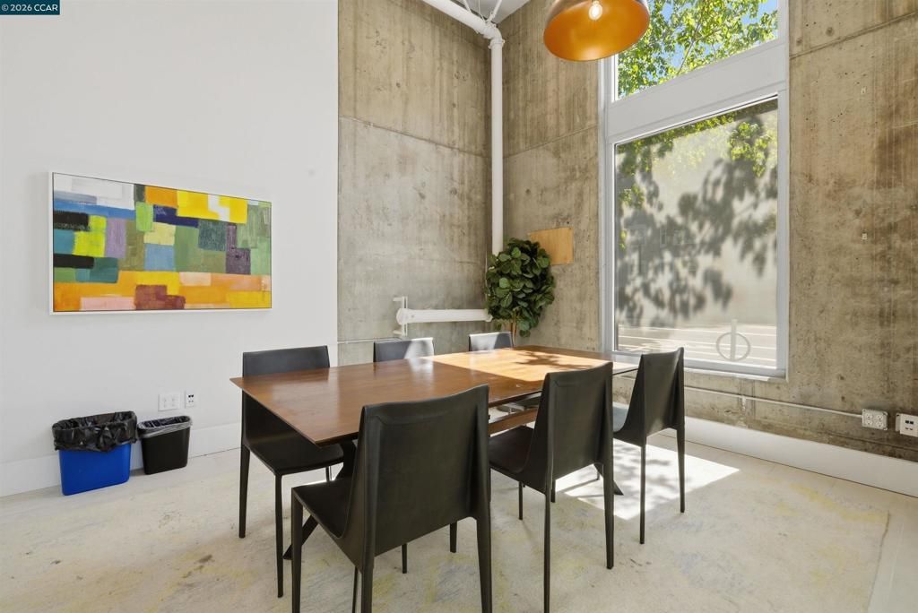 Image 37 of property listing at 901 Jefferson St 513, Oakland, CA 94607