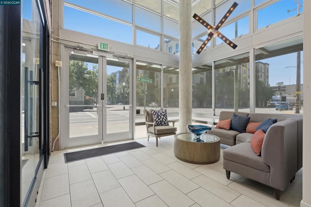 Image 38 of property listing at 901 Jefferson St 513, Oakland, CA 94607