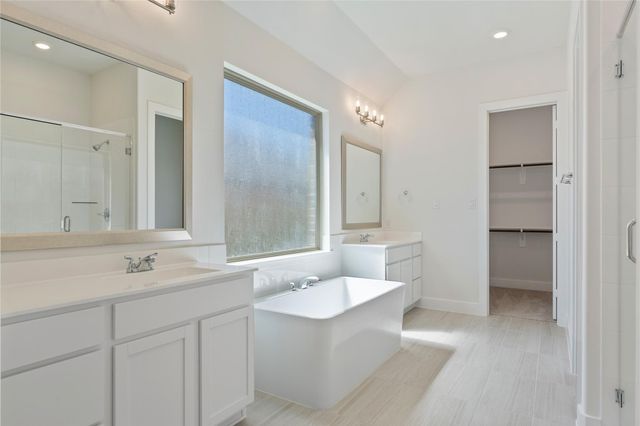 1537 Apache Heights Drive, Dayton, TX 77535