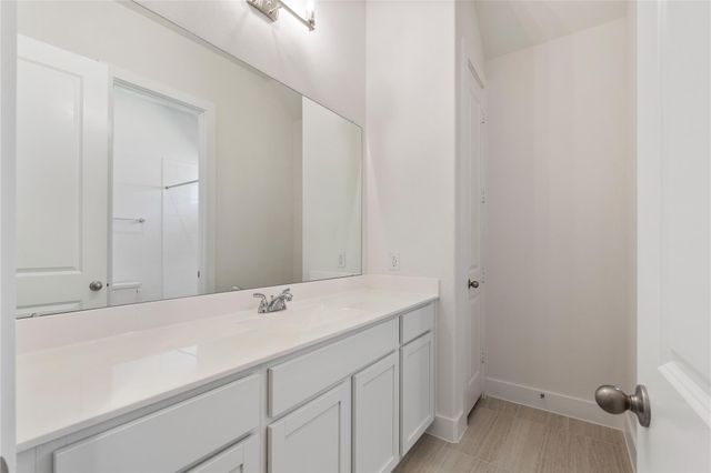1537 Apache Heights Drive, Dayton, TX 77535