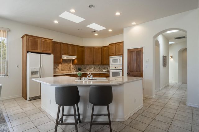 13212 Moondance Place NE, Albuquerque, NM 87111