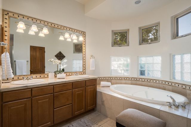 13212 Moondance Place NE, Albuquerque, NM 87111
