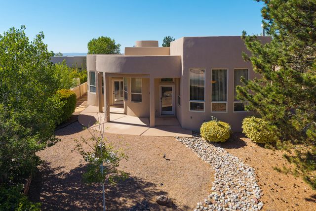 13212 Moondance Place NE, Albuquerque, NM 87111