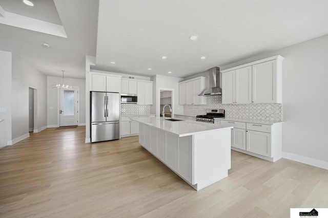 9515 Breashears Street, Lincoln, NE 68516