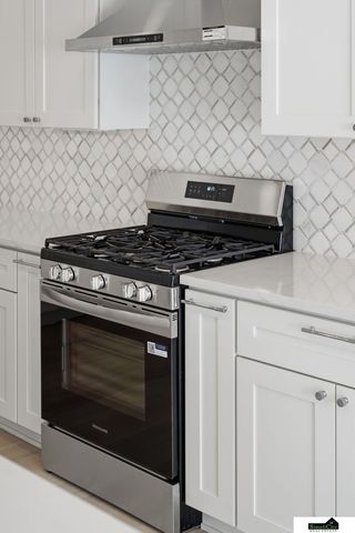 9515 Breashears Street, Lincoln, NE 68516