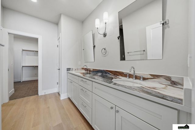 9515 Breashears Street, Lincoln, NE 68516