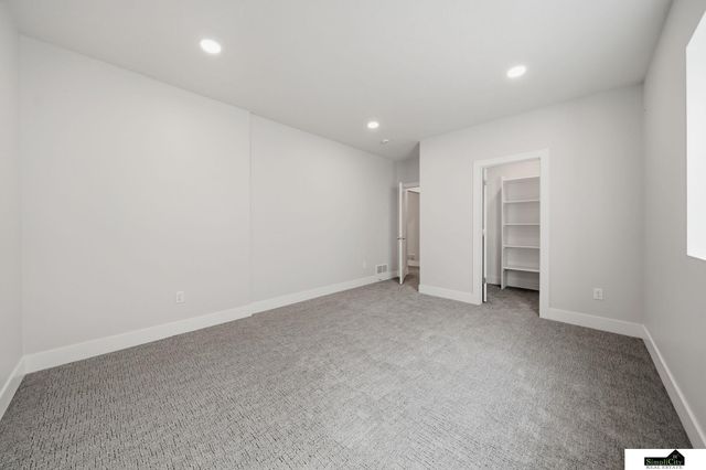 9515 Breashears Street, Lincoln, NE 68516