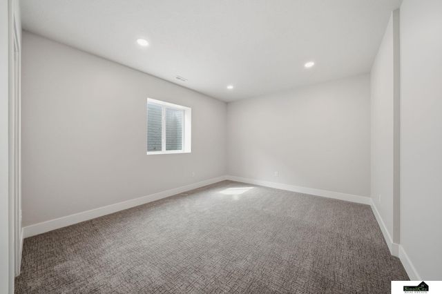 9515 Breashears Street, Lincoln, NE 68516