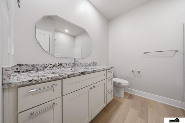 9515 Breashears Street, Lincoln, NE 68516