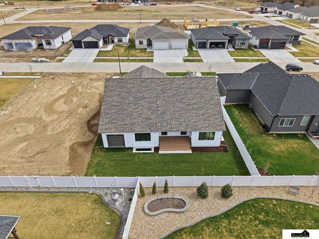 9515 Breashears Street, Lincoln, NE 68516